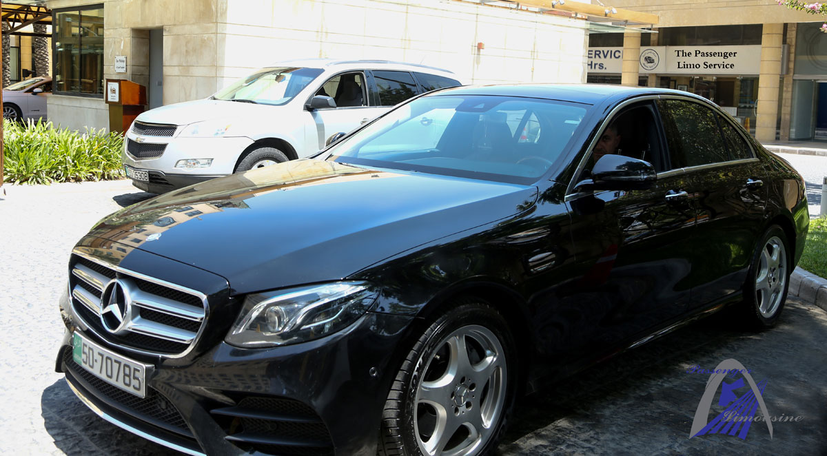 مرسيدس S-Class تنفيذي فاخر